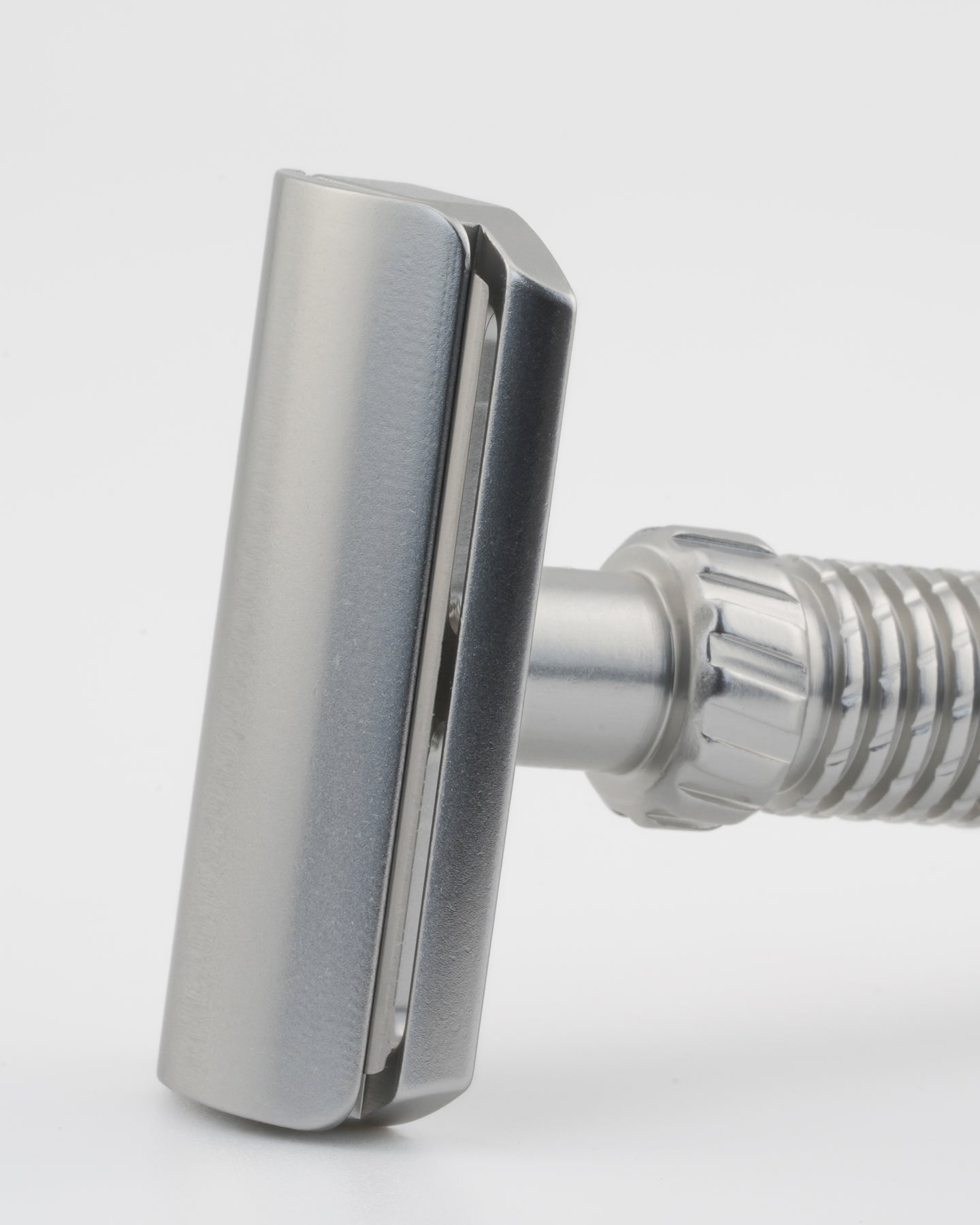 Ulta Razzor Metal M3teorite-Aluminum Razor – OliWorks