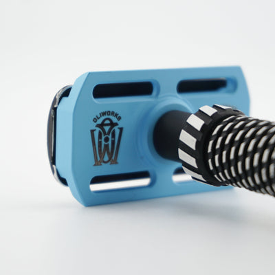 Koi Spiral - 1 of 1 Razor