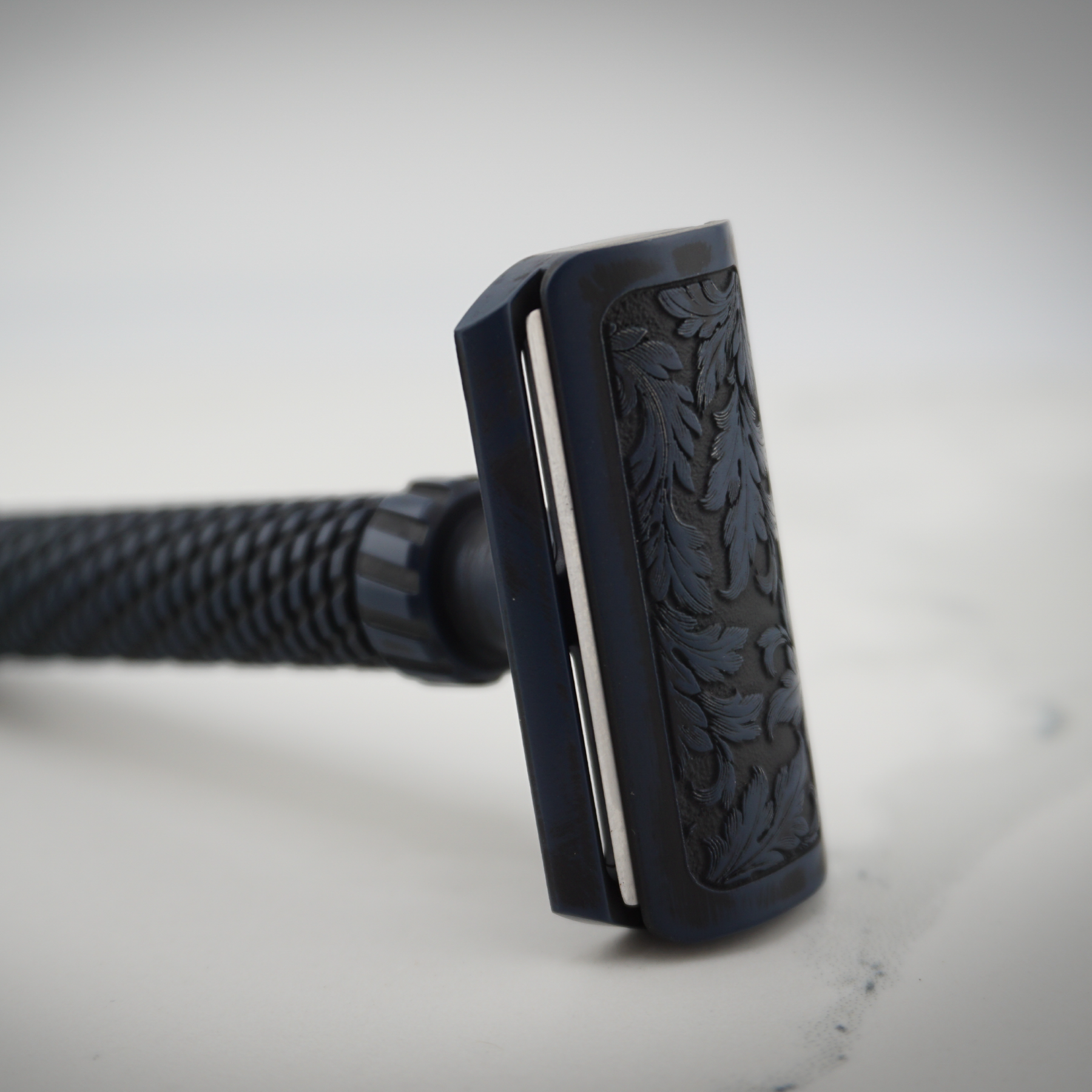 Oli Works Razor Collectors Series – OliWorks